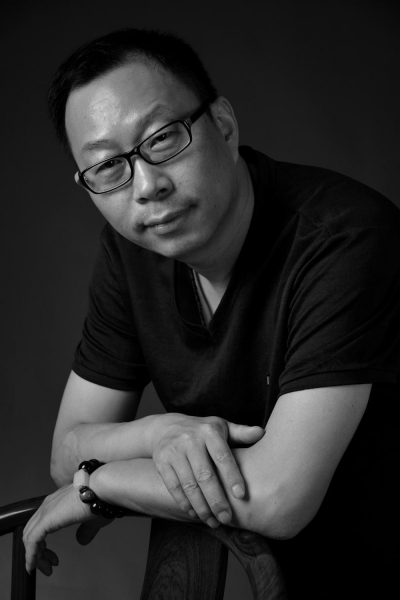 张备尤其擅长玉雕“巧意”雕刻