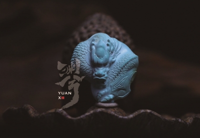 李晓磊擅长人物，兽件的玉雕设计和制作