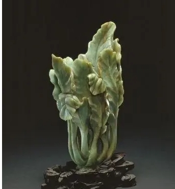 玉雕白菜意象浓