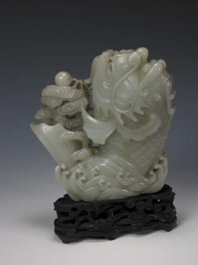 清代玉器青玉龙首鳌鱼花插