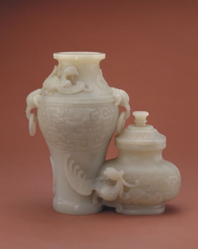 清代玉器青玉双连尊