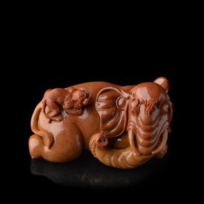 林俊钗石英岩玉玉雕作品