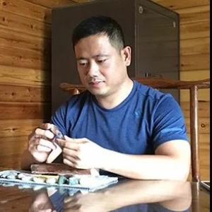 吕飞