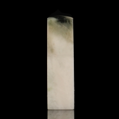 精美透水白独玉方形印章