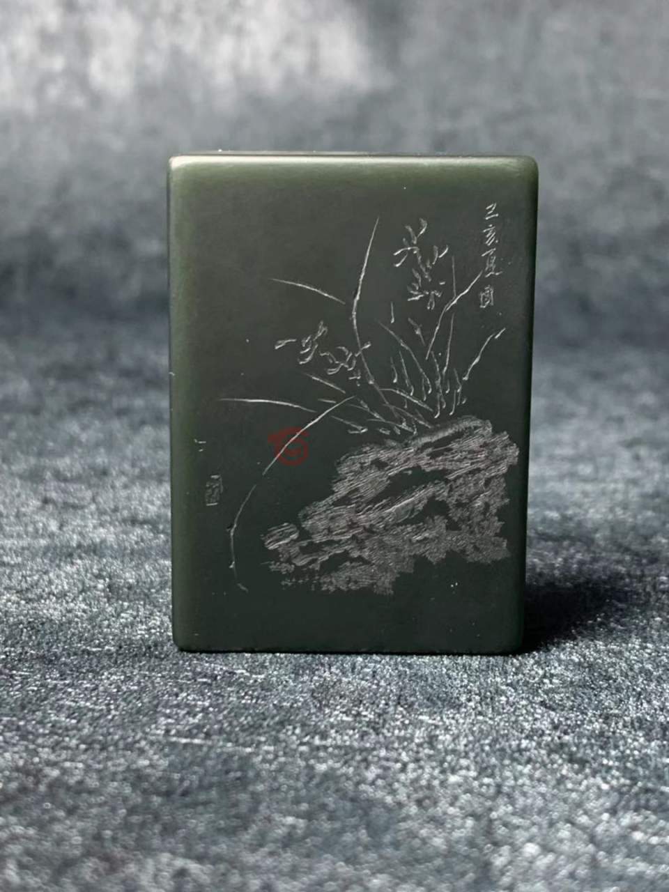 和田玉青玉—兰花